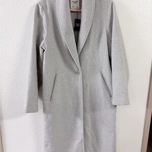 Abercrombie & Fitch Light Gray Women's Coat